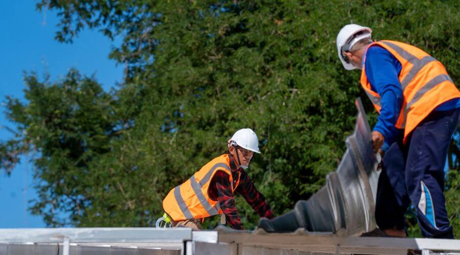 Professional residential roofers in Springfield, OH